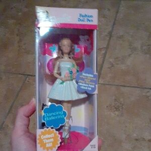 2001 Barbie! Dancing Ballerina PEN